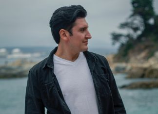 JAIRO QUEZADA  CANTAUTOR NACIONAL  LANZA SEGUNDO SINGLE VIAJE ESPACIAL.