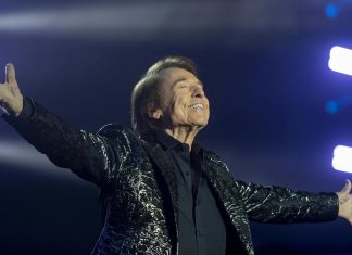 El regreso de Raphael tendrá que esperar