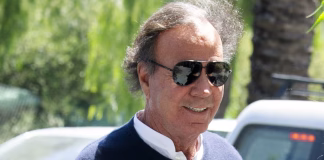 Julio Iglesias rompe el silencio: desmiente rotundamente acusaciones de extrabajadoras