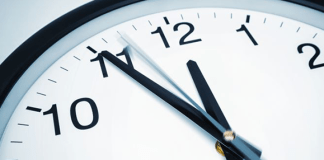 Cambio de hora en Chile 2026: ¿Cuándo empieza el horario de invierno, se atrasa o se adelanta?