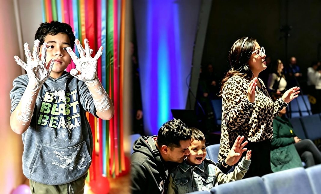 Familias regresan a la iglesia